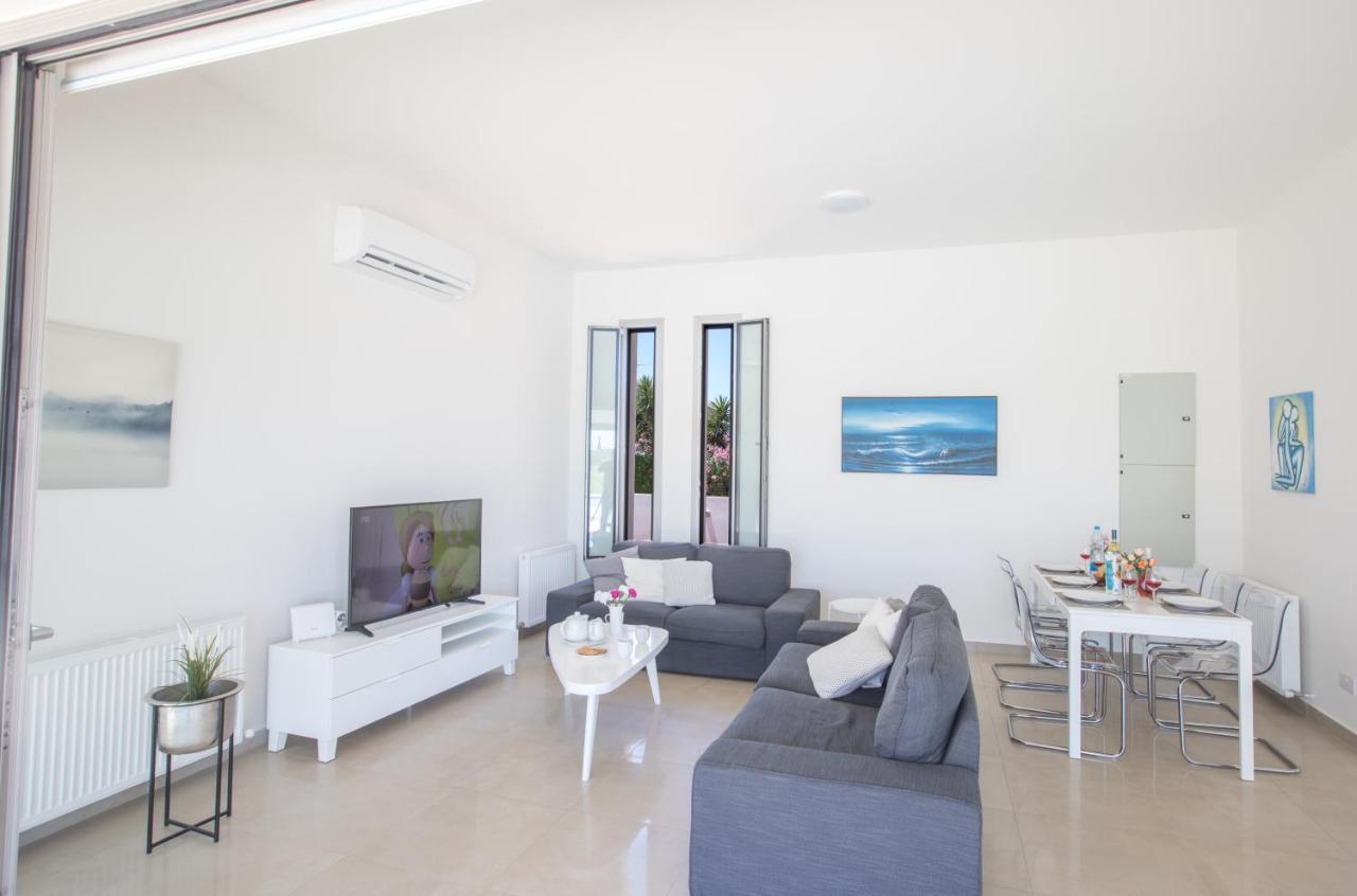 Leda Villa Protaras Exteriör bild
